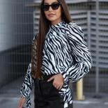 Almera felső-fehér/fekete 2.